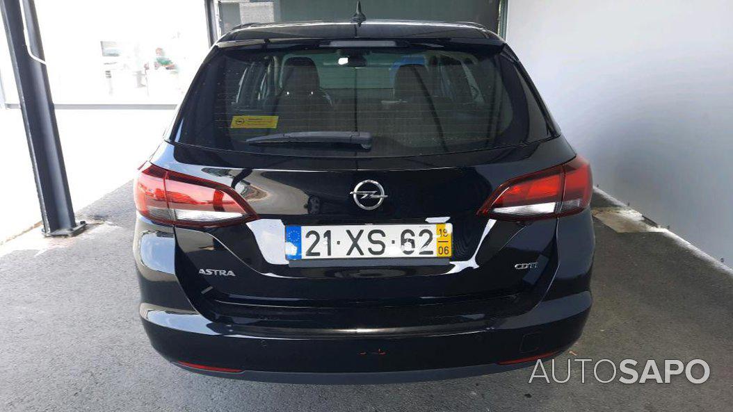 Opel Astra de 2019