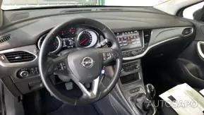 Opel Astra de 2019