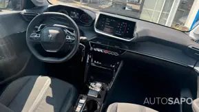 Peugeot 208 1.2 PureTech Allure Pack EAT8 de 2024