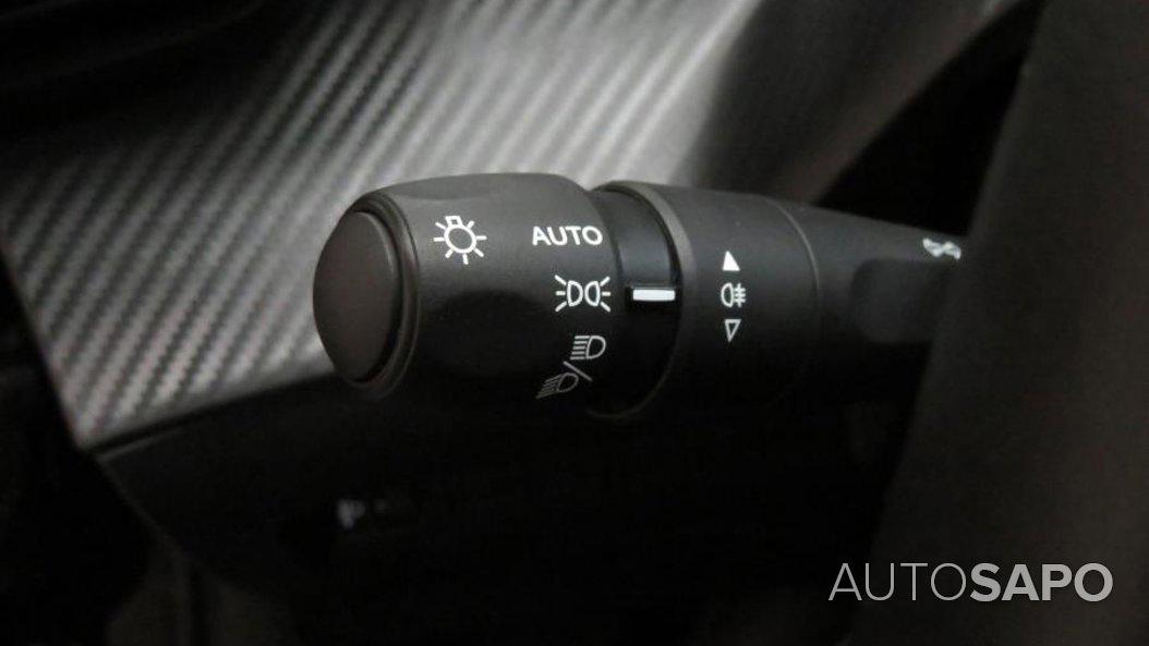 Peugeot 208 1.2 PureTech Active de 2024