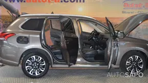 Mitsubishi Outlander 2.0 PHEV Instyle Navi de 2017