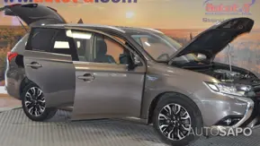 Mitsubishi Outlander 2.0 PHEV Instyle Navi de 2017