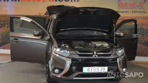 Mitsubishi Outlander 2.0 PHEV Instyle Navi de 2017