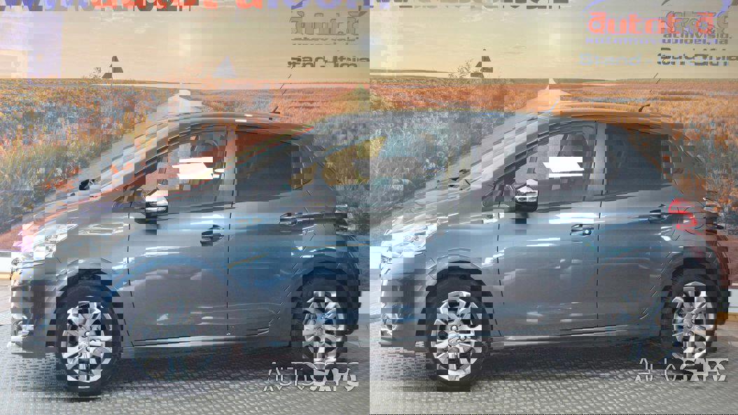 Peugeot 208 de 2015