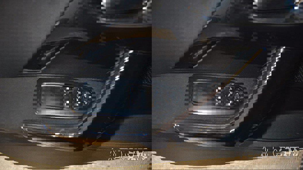 Peugeot 208 de 2015