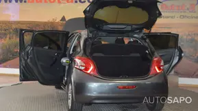 Peugeot 208 de 2015