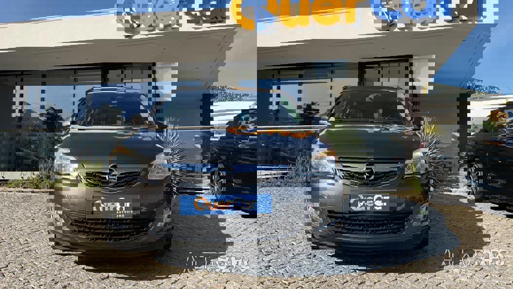 Opel Astra 1.3 CDTi Cosmo S/S de 2011