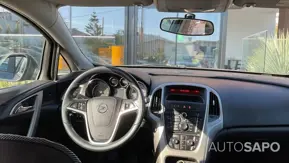 Opel Astra 1.3 CDTi Cosmo S/S de 2011