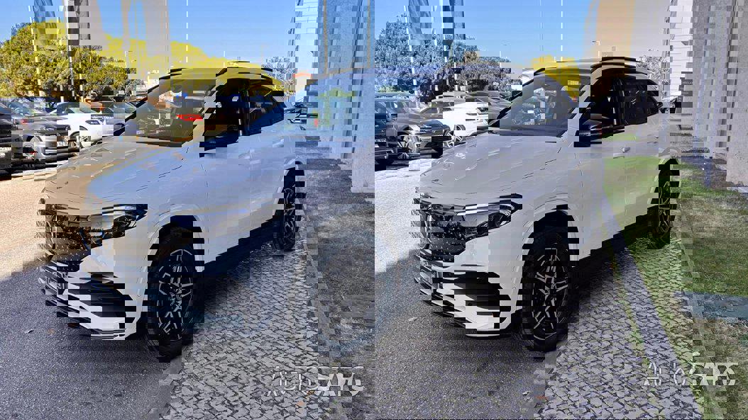 Mercedes-Benz EQA 250+ AMG Line de 2025