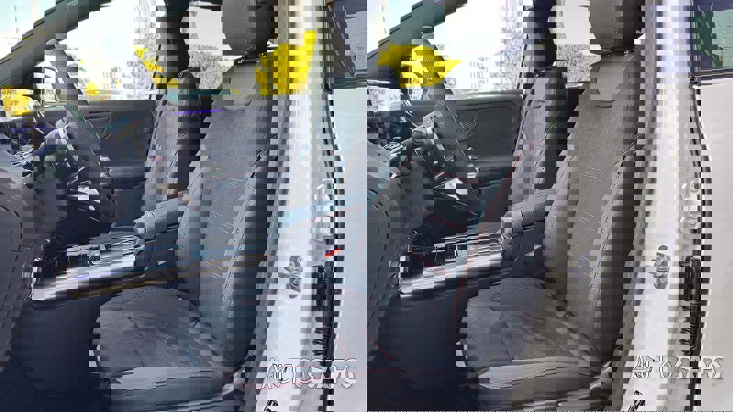 Mercedes-Benz EQA 250+ AMG Line de 2025