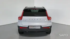 Volvo XC40 1.5 T5 PHEV Momentum Plus de 2021