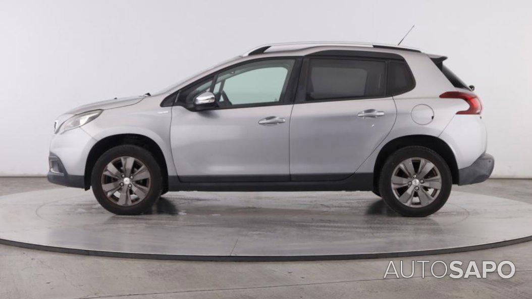 Peugeot 2008 1.2 PureTech Style de 2019