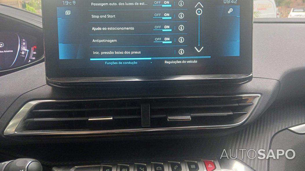 Peugeot 5008 1.5 BlueHDi Allure Pack EAT8 de 2024