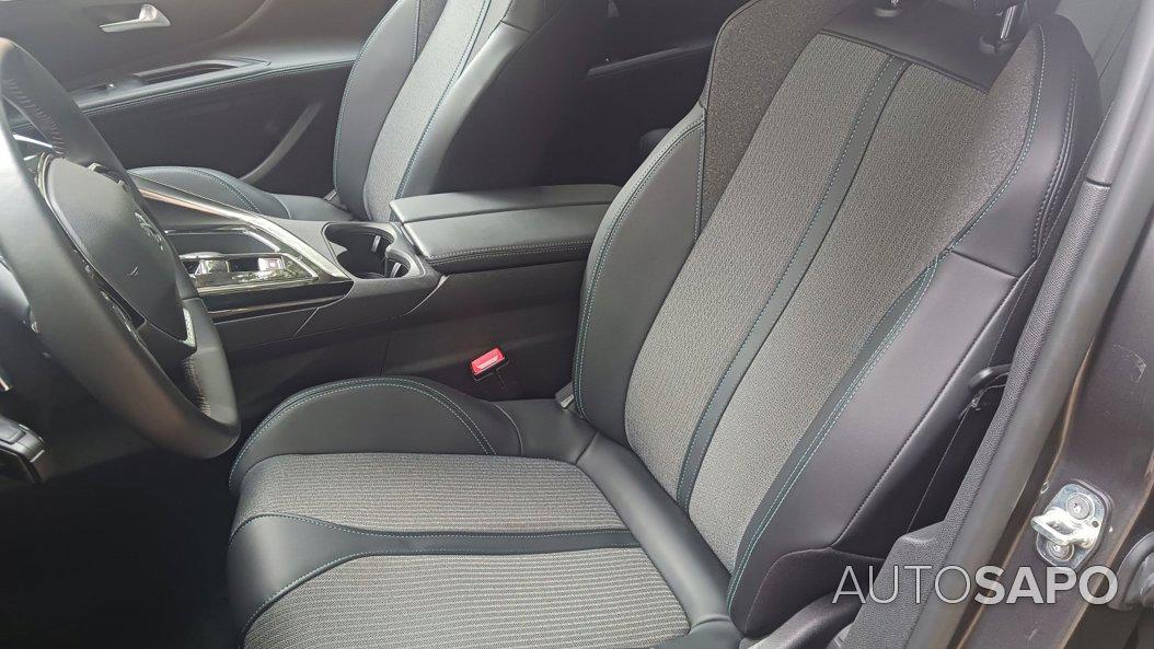 Peugeot 5008 1.5 BlueHDi Allure Pack EAT8 de 2024