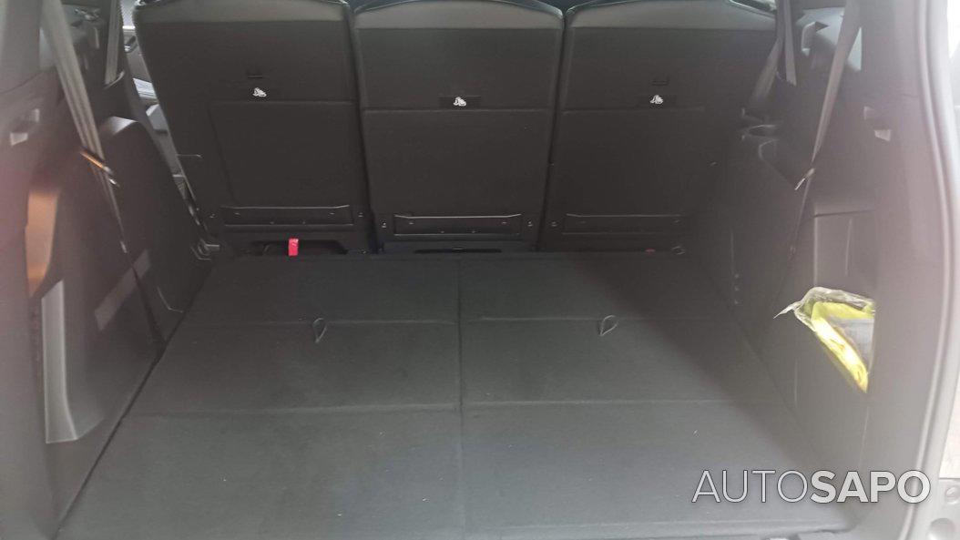 Peugeot 5008 1.5 BlueHDi Allure Pack EAT8 de 2024