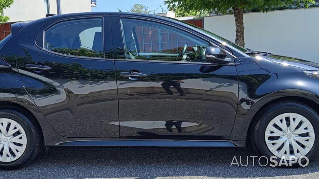 Toyota Yaris 1.5 HSD Active de 2022