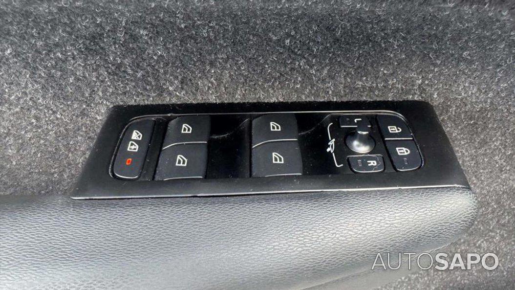 Volvo XC40 Recharge Twin Pro de 2021