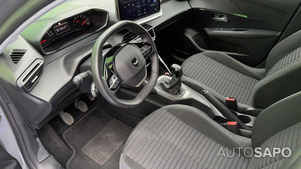 Peugeot 208 1.2 PureTech Active de 2024