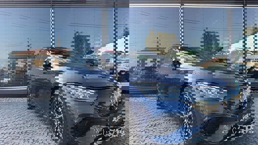 Mercedes-Benz EQE de 2024
