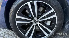 Mercedes-Benz EQE de 2024