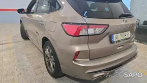 Ford Kuga de 2021