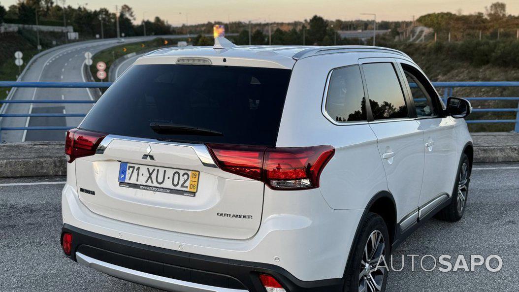 Mitsubishi Outlander 2.2 DI-D Kaiteki de 2019