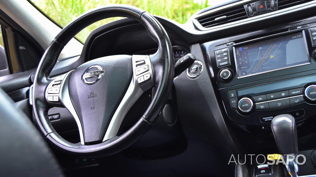 Nissan Qashqai 1.6 dCi Acenta Tekna Premium 17 Pele Preta Xtronic de 2017