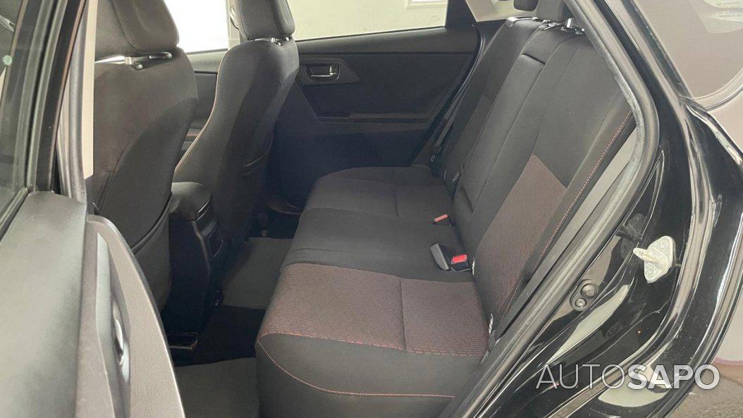 Toyota Auris 1.4 D-4D Exclusive+P.Sport de 2013