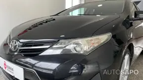 Toyota Auris 1.4 D-4D Exclusive+P.Sport de 2013