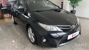 Toyota Auris 1.4 D-4D Exclusive+P.Sport de 2013