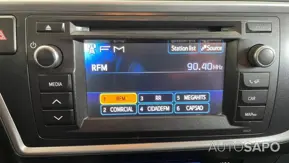 Toyota Auris 1.4 D-4D Exclusive+P.Sport de 2013