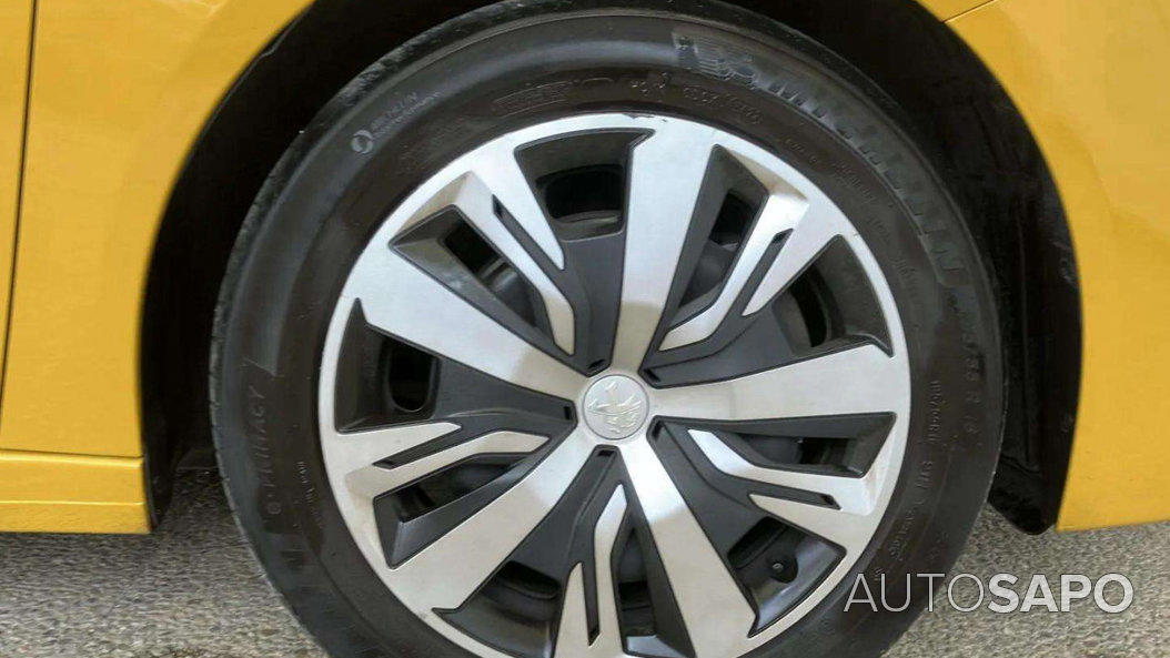 Peugeot 208 1.2 PureTech Active de 2022