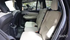 Volvo XC90 2.0 T8 PHEV R-Design AWD de 2022