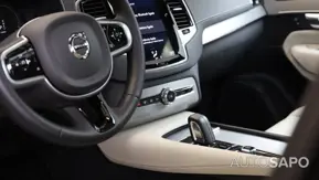 Volvo XC90 2.0 T8 PHEV R-Design AWD de 2022