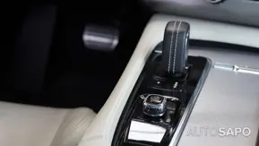Volvo XC90 2.0 T8 PHEV R-Design AWD de 2022