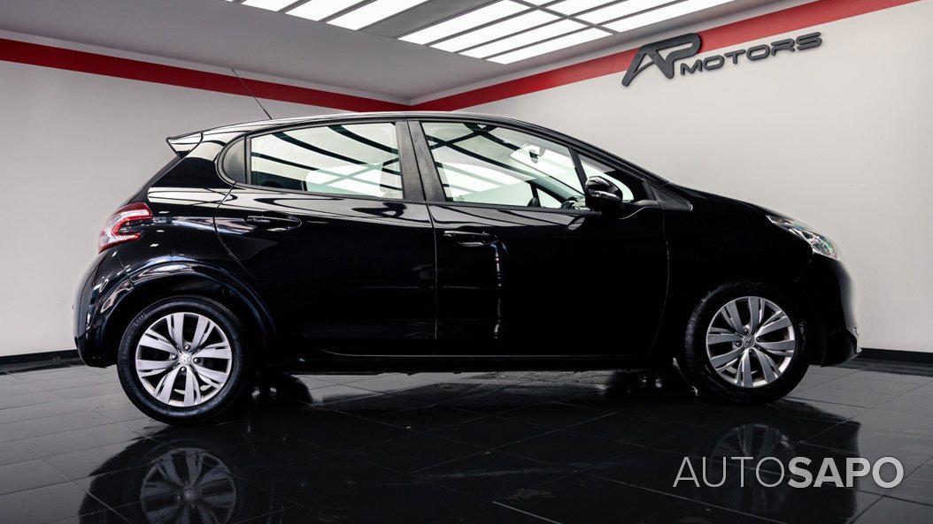 Peugeot 208 de 2015