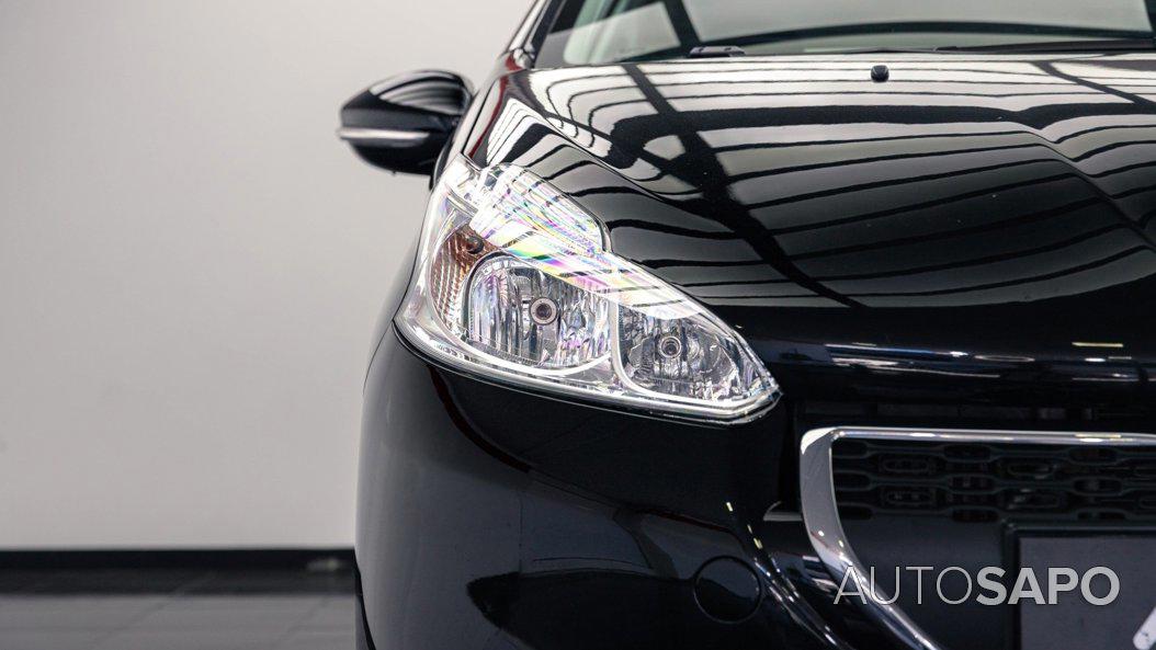 Peugeot 208 de 2015