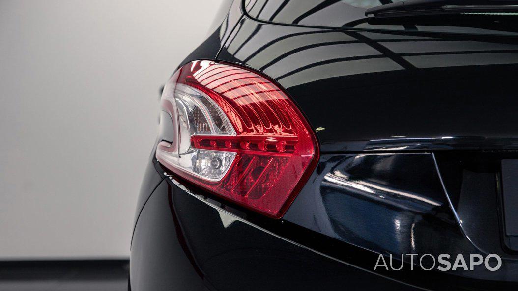 Peugeot 208 de 2015