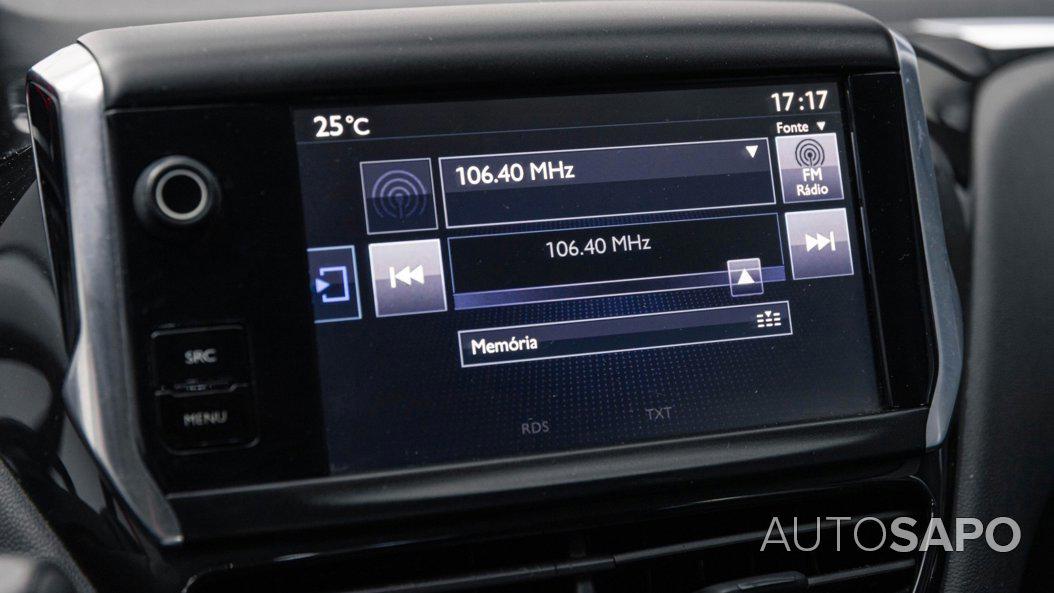 Peugeot 208 de 2015