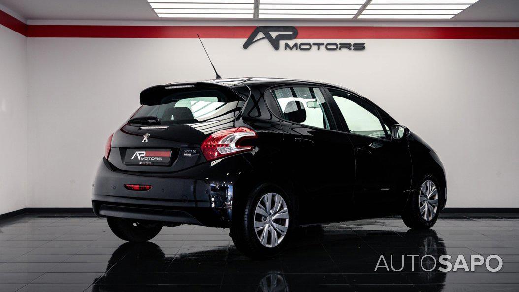 Peugeot 208 de 2015