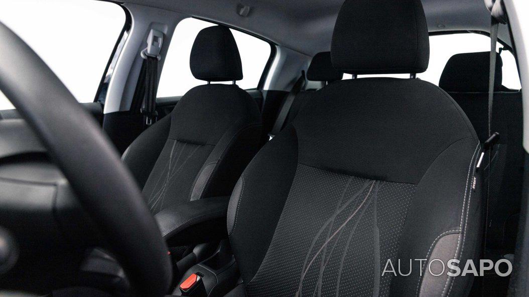 Peugeot 208 de 2015