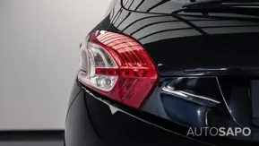 Peugeot 208 de 2015
