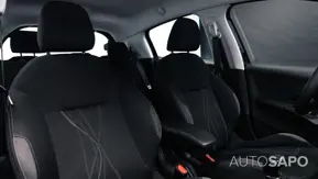 Peugeot 208 de 2015