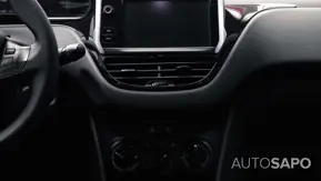 Peugeot 208 de 2015