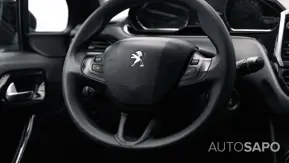 Peugeot 208 de 2015