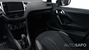 Peugeot 208 de 2015
