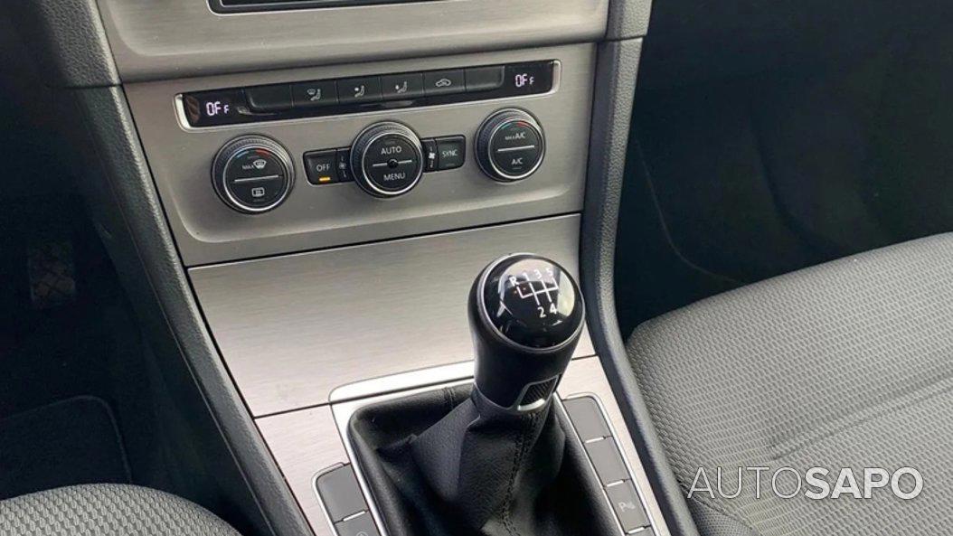 Volkswagen Golf 1.6 TDi BlueMotion Confortline de 2015