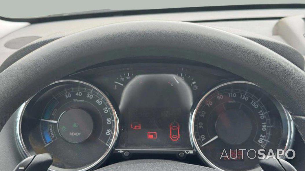 Peugeot 3008 2.0 HDi Hybrid4 85g de 2013