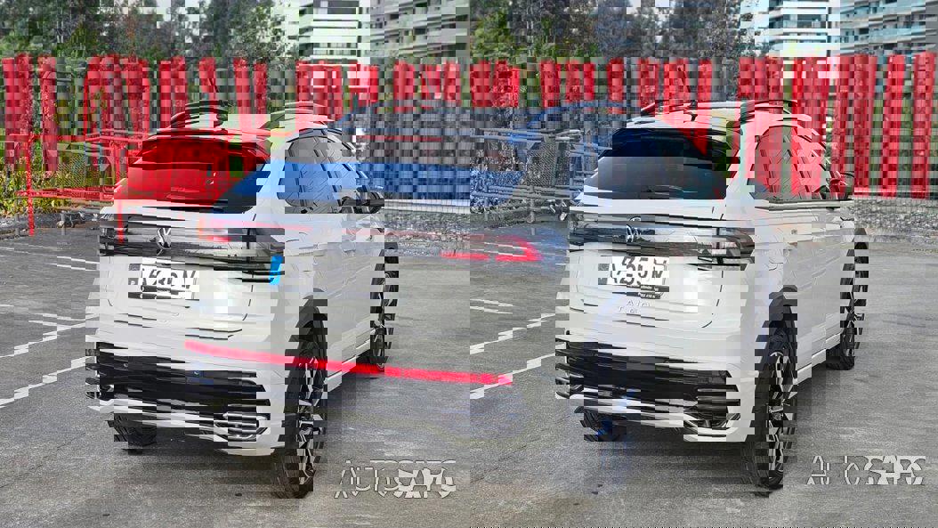 Volkswagen Taigo 1.0 TSI R-Line DSG de 2023