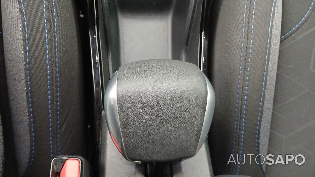 Peugeot 2008 1.2 PureTech Signature de 2019